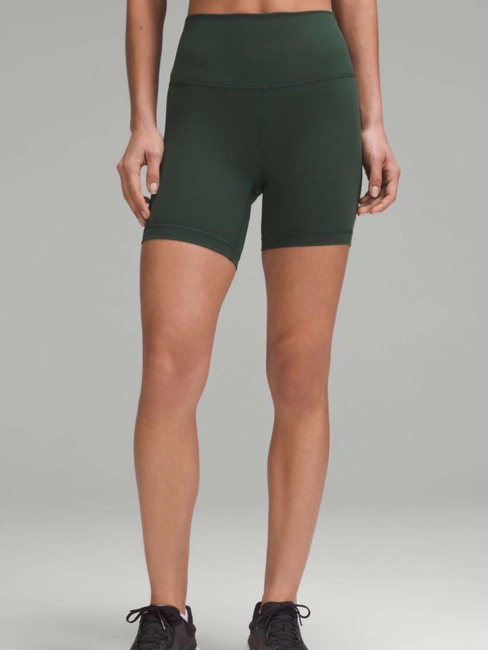 Lululemon Wunder Train High-Rise Short Women’s 2 Legacy Green Yoga Running